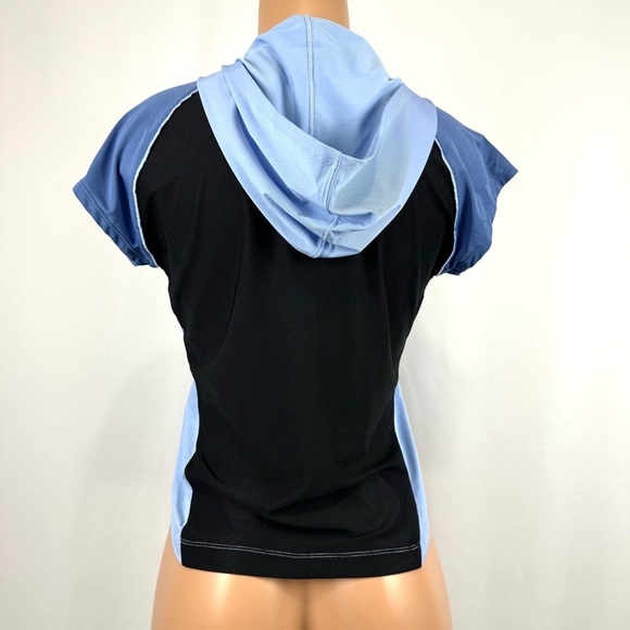Gore Runner's World Womens M Blue Short Sleeve Knit 1/4 Arlington Hoodie Top NEW - Picture 6 of 12